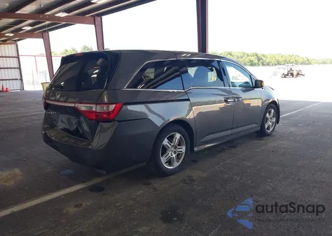 2013 Honda Odyssey Touring/Touring Elite from USA, damaged, VIN 5FNRL5H92DB083632